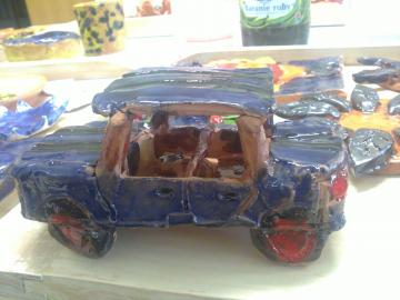 Aj auto sa dá spraviť z hliny... Aj auto sa dá spraviť z hliny...
